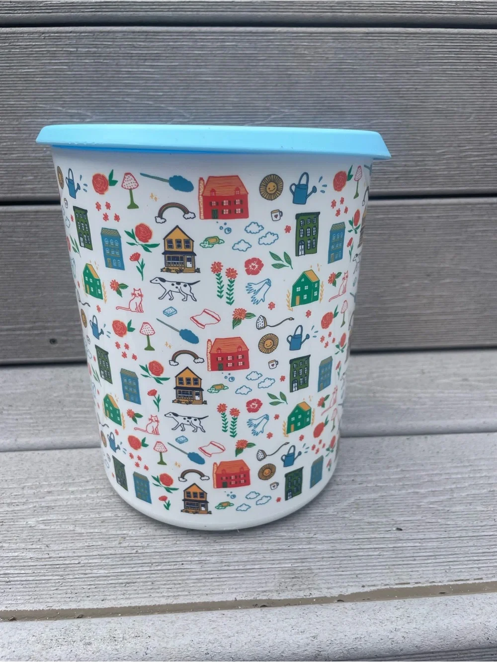 Tupperware Happy Place Special Edition 12 Cup Soap Canister from Beekman 1802